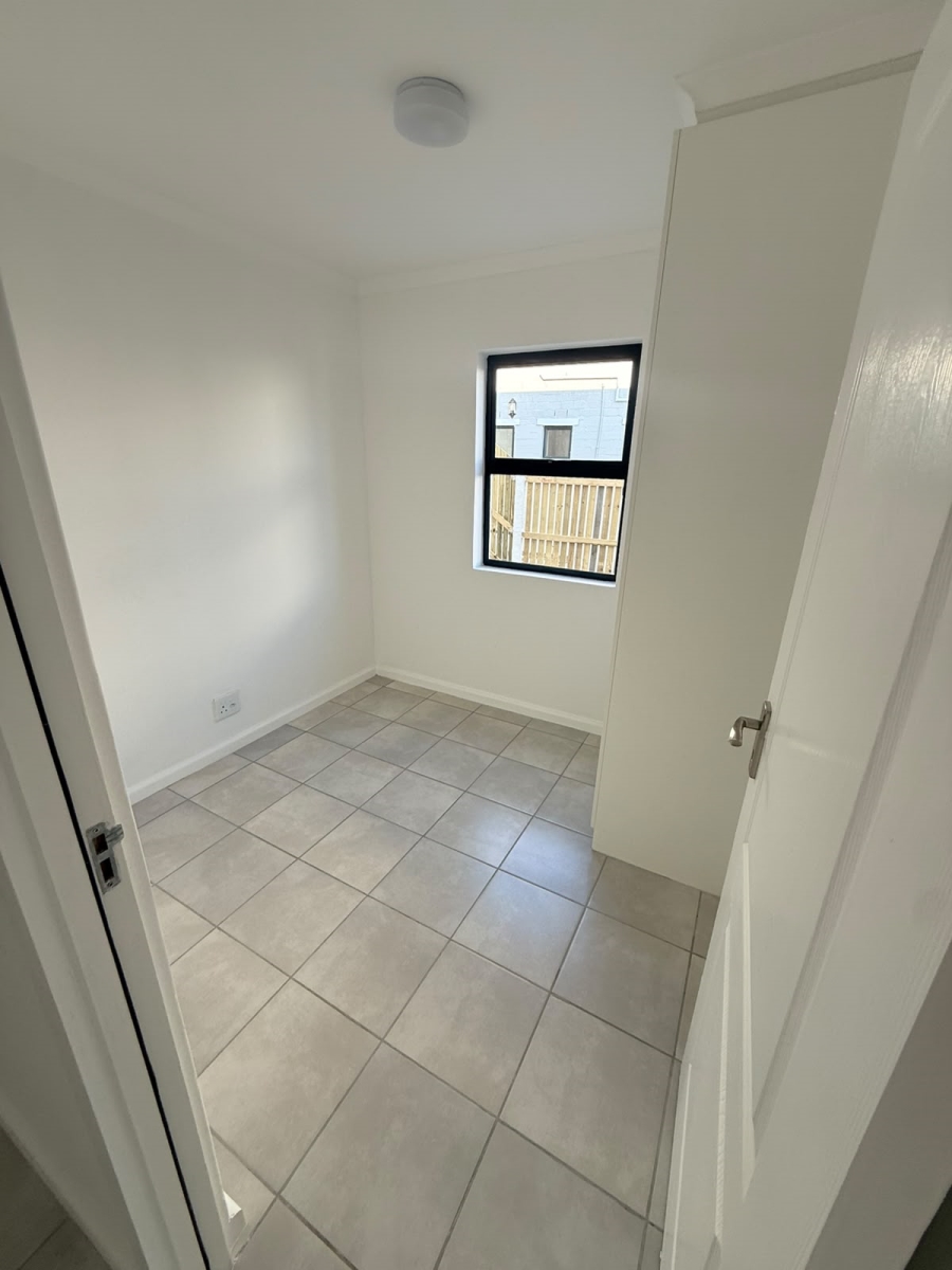 To Let 3 Bedroom Property for Rent in Kommetjie Western Cape